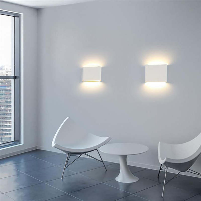 Moderne LED Außenwandleuchte, wasserdicht, nach oben und unten strahlend